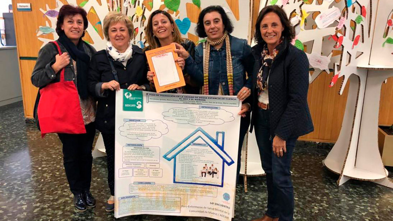 Las enfermeras de la Unidad de Media Estancia de Cuenca, premiadas en 14º Encuentro de la Asociación de Enfermería de Salud Mental