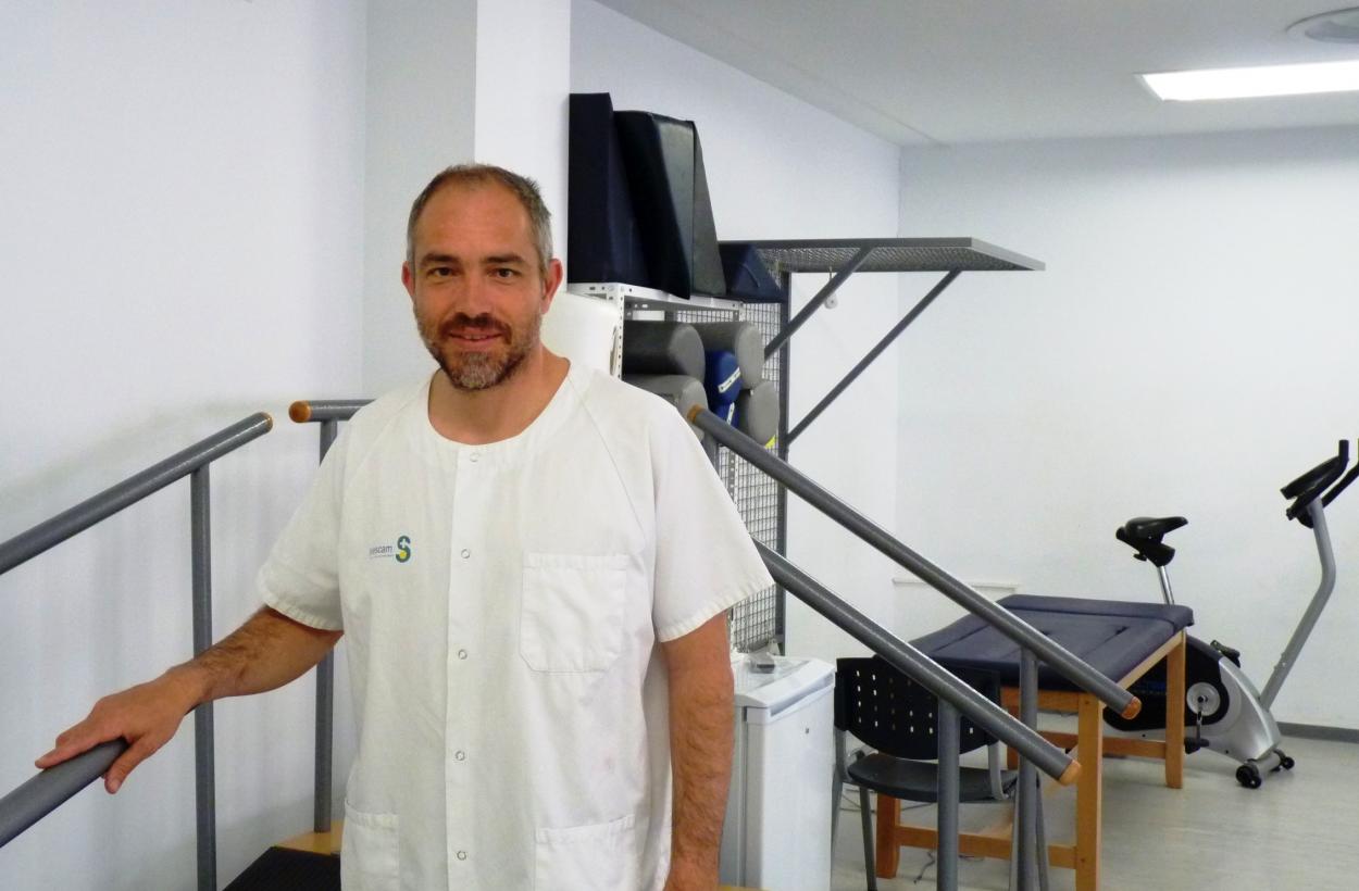 Un fisioterapeuta de Ciudad Real investiga la efectividad del tratamiento del síndrome del túnel carpiano con electrolisis percutánea 