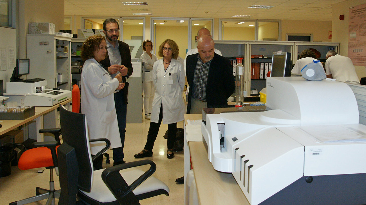 El Centro de Bioquímica amplía su cartera de servicios para mejorar el diagnóstico de enfermedades raras con mayor demanda